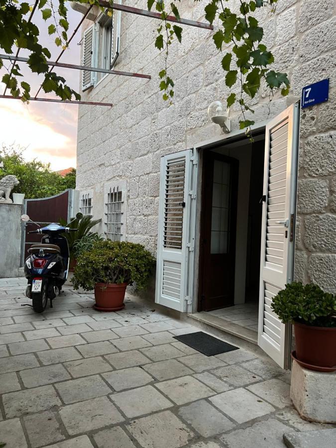 Jakov Apartments Orebic Bagian luar foto