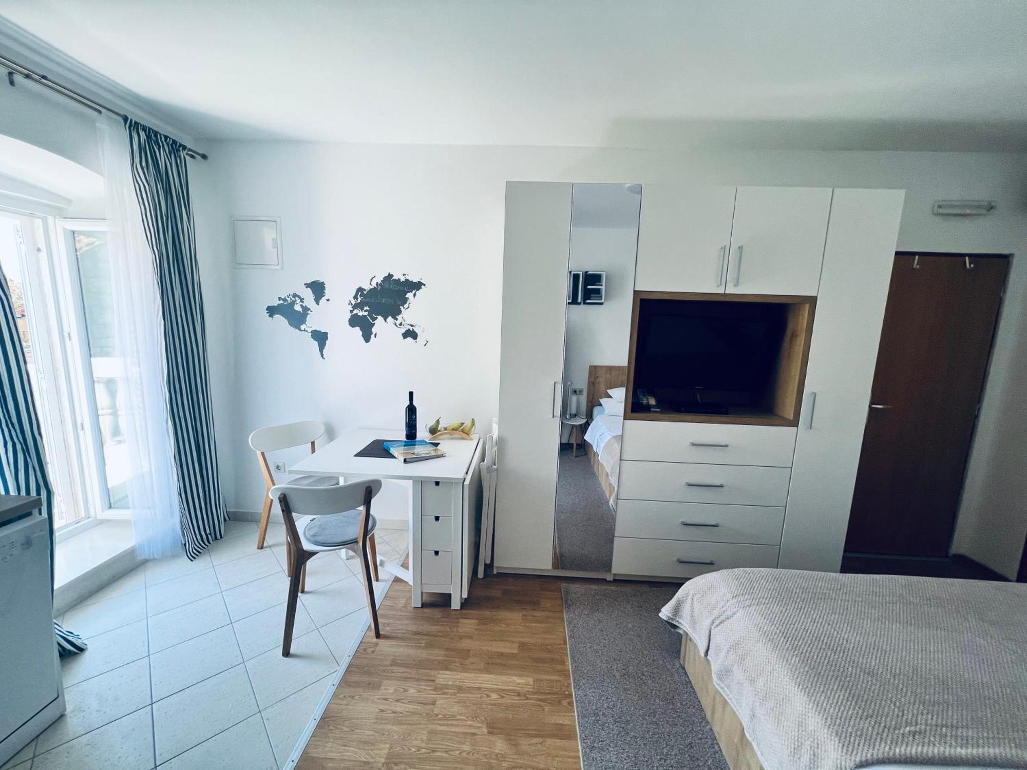 Jakov Apartments Orebic Bagian luar foto