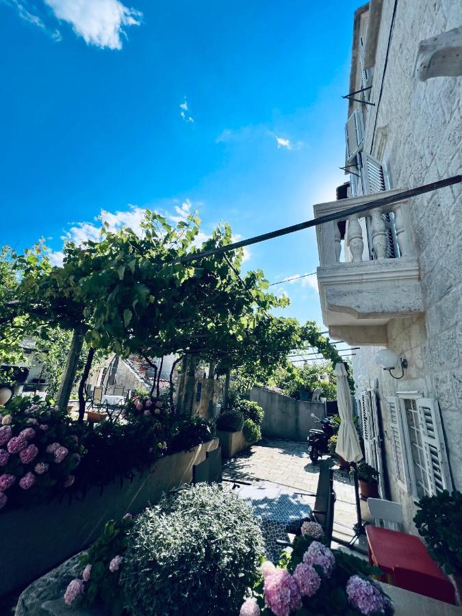 Jakov Apartments Orebic Bagian luar foto