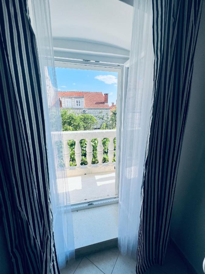 Jakov Apartments Orebic Bagian luar foto
